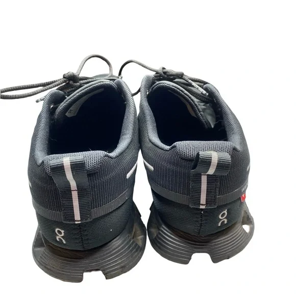 On Running Black Athletic Shoes woman’s size 8 - Picture 5 of 7